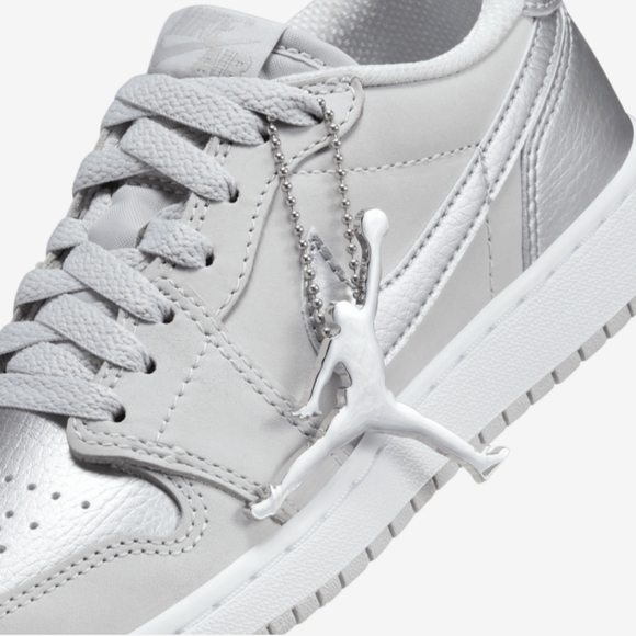 Jordan Retro 1 - Picture 4 of 4